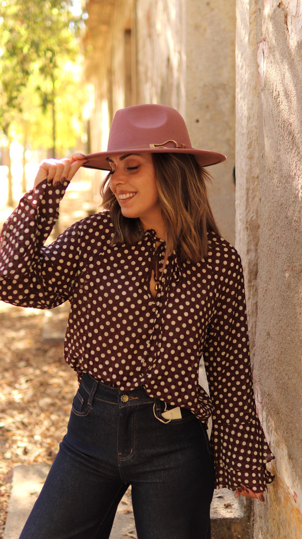 Blusa de bolinhas