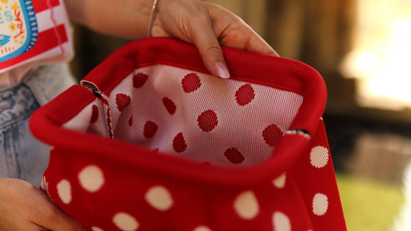 Clutch “MOM Dots”