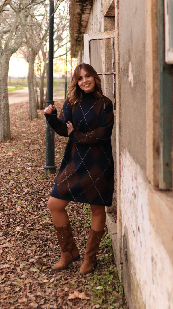 Vestido de punto con estampado de diamantes