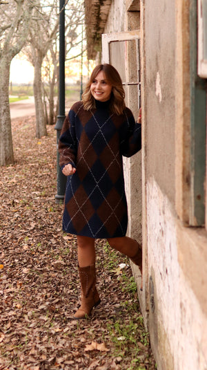 Vestido de punto con estampado de diamantes