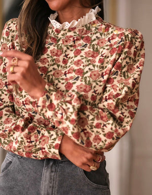 Túnica floral com gola bordada