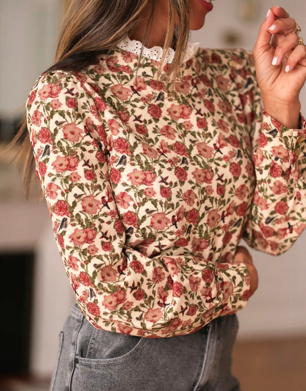 Túnica floral com gola bordada