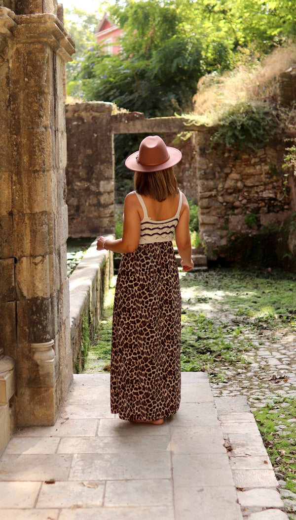 Vestido “Savana Dourada”