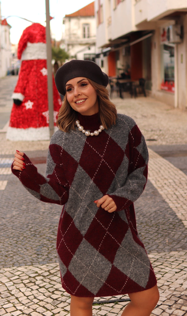 Vestido de punto con estampado de diamantes