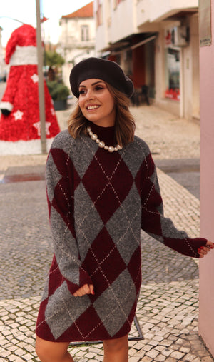 Vestido de punto con estampado de diamantes