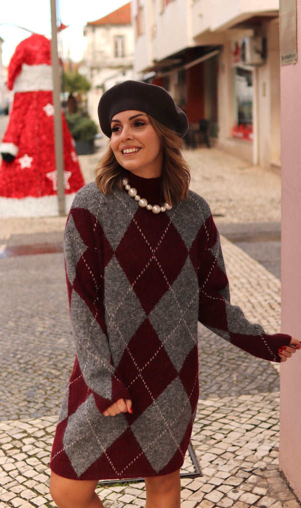 Vestido de punto con estampado de diamantes