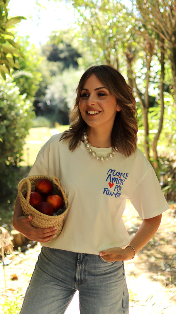 T-shirt “More Amor”